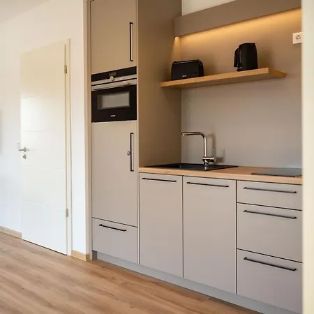 Suites Lohne, 24H Self Check In Лоне Экстерьер фото
