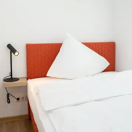Suites Lohne, 24H Self Check In Лоне Экстерьер фото